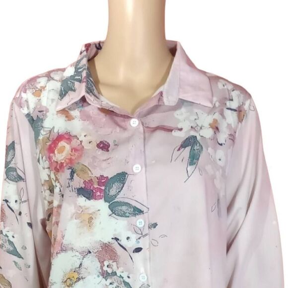 New without tag, pink, floral button down long sleeve blouse - Picture 5 of 8